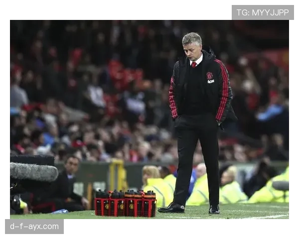 厄德高与布鲁诺·费尔南德斯在组织推进上出现分化趋势 厄德高与布鲁诺·费尔南德斯在组织推进上出现分化趋势