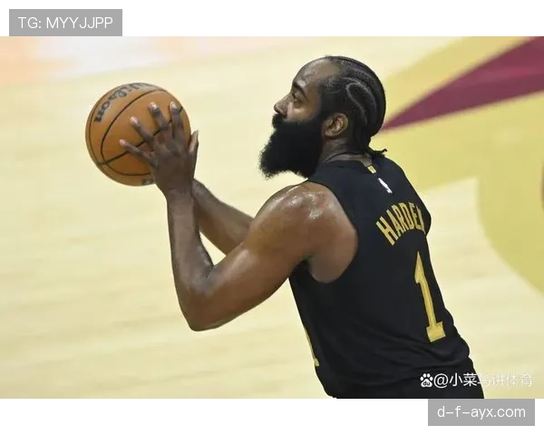 哈登训练完顺手买下整层楼，这哥们的钱包是黑洞做的吧？