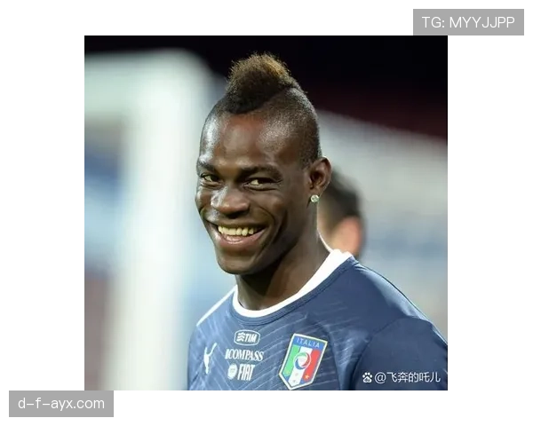 巴洛特利又双叒叕在训练迟到后发ins晒豪车：这人到底拿了多少年薪？